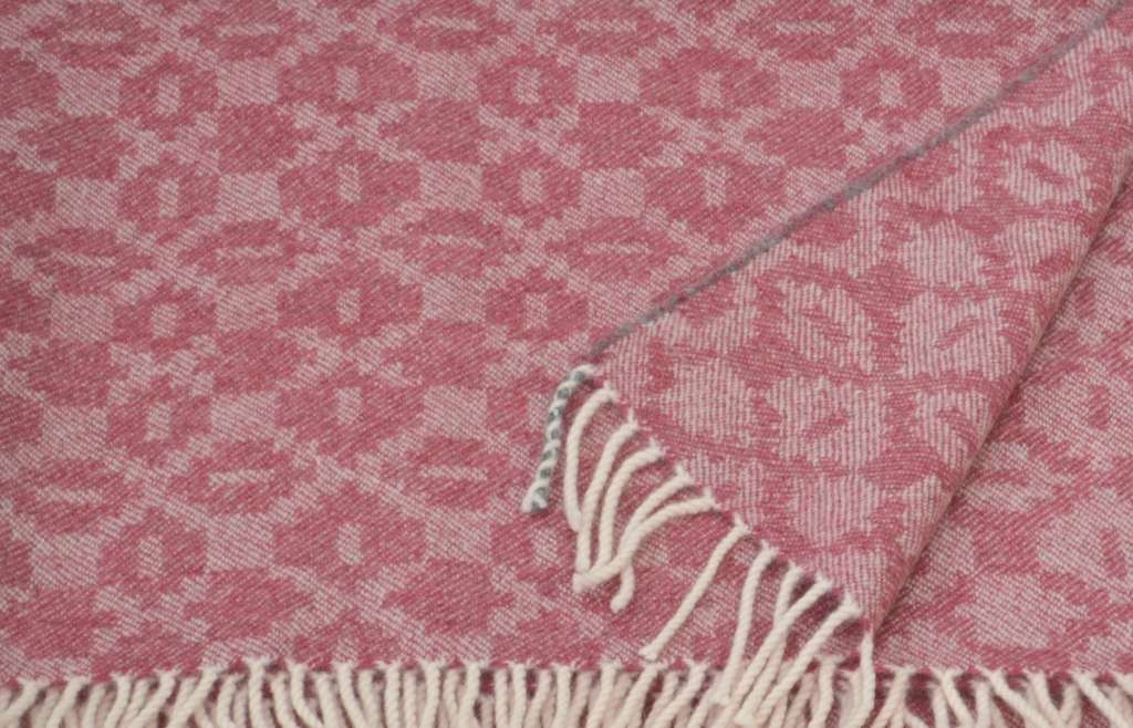 'Moroccan Tiles' design lambswool throw in kilim pink