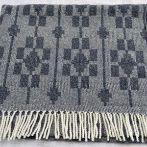 Dukagang throw - dark indigo - Image 3