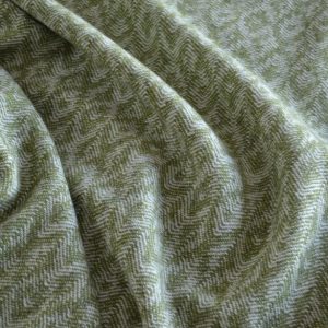 Closeup of the Pen Trenfos throw
