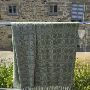 Coverlet throw - Darkest apple - Image 6